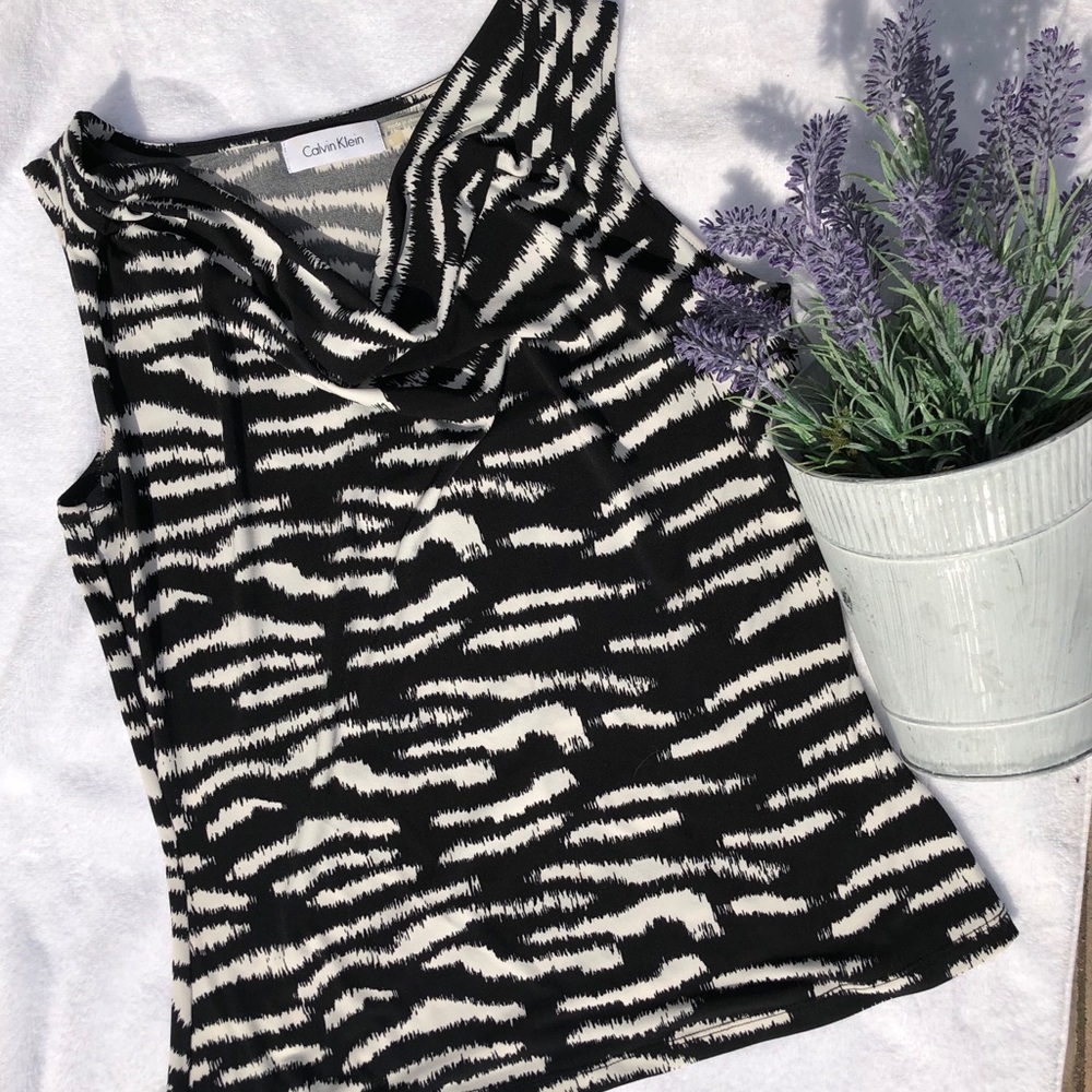 Calvin Klein black and white shell